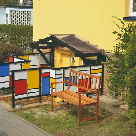 Seaside Comfort In Poel